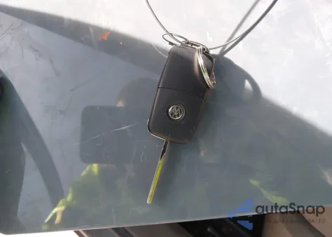 2011 Volkswagen Tiguan S from USA, damaged, VIN WVGAV7AX0BW556055